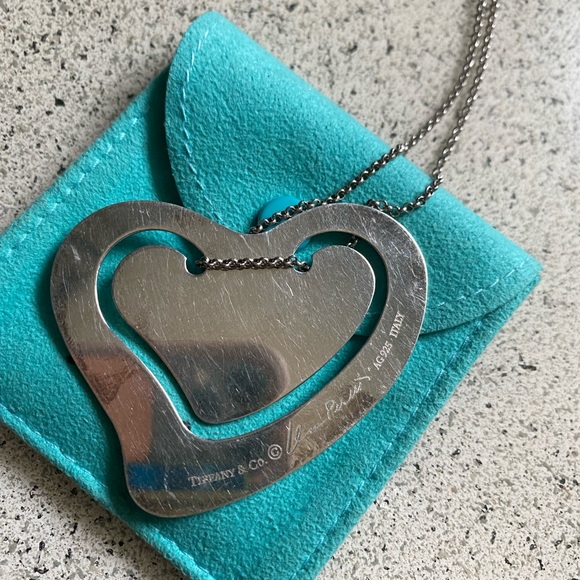 Tiffany&co Elsa Peretti LG vintage $/b card/holder or charm. Chain not included - Picture 9 of 9